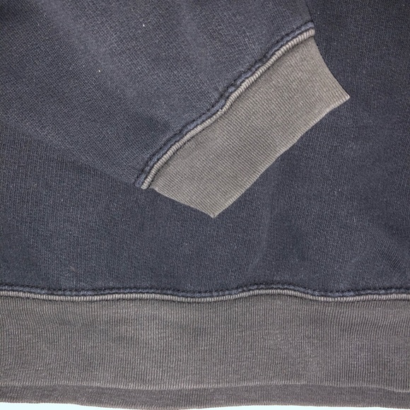 VINTAGE 80’s Tweety Bird Crewneck - Picture 5 of 5